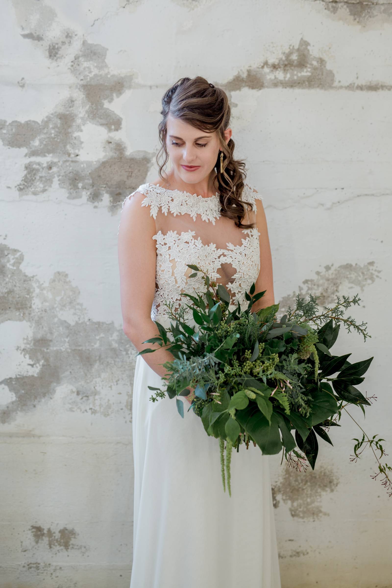 Longmont, Colorado wedding inspiration at the St. Vrain | bride style