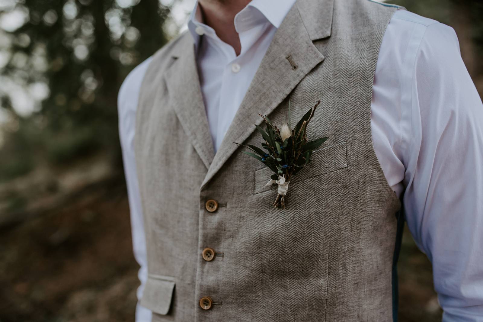 vintage wedding inspiration at Creekside Villa in Canmore | groom style