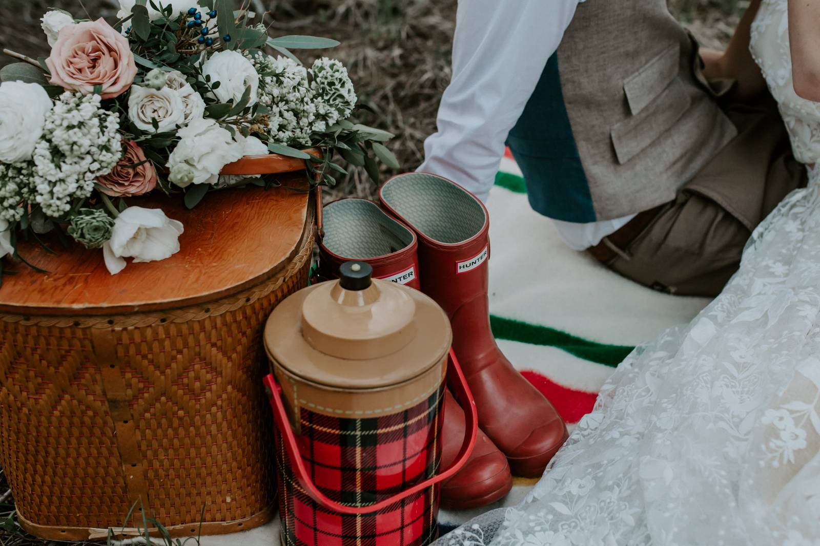 vintage wedding inspiration at Creekside Villa in Canmore | bride and groom