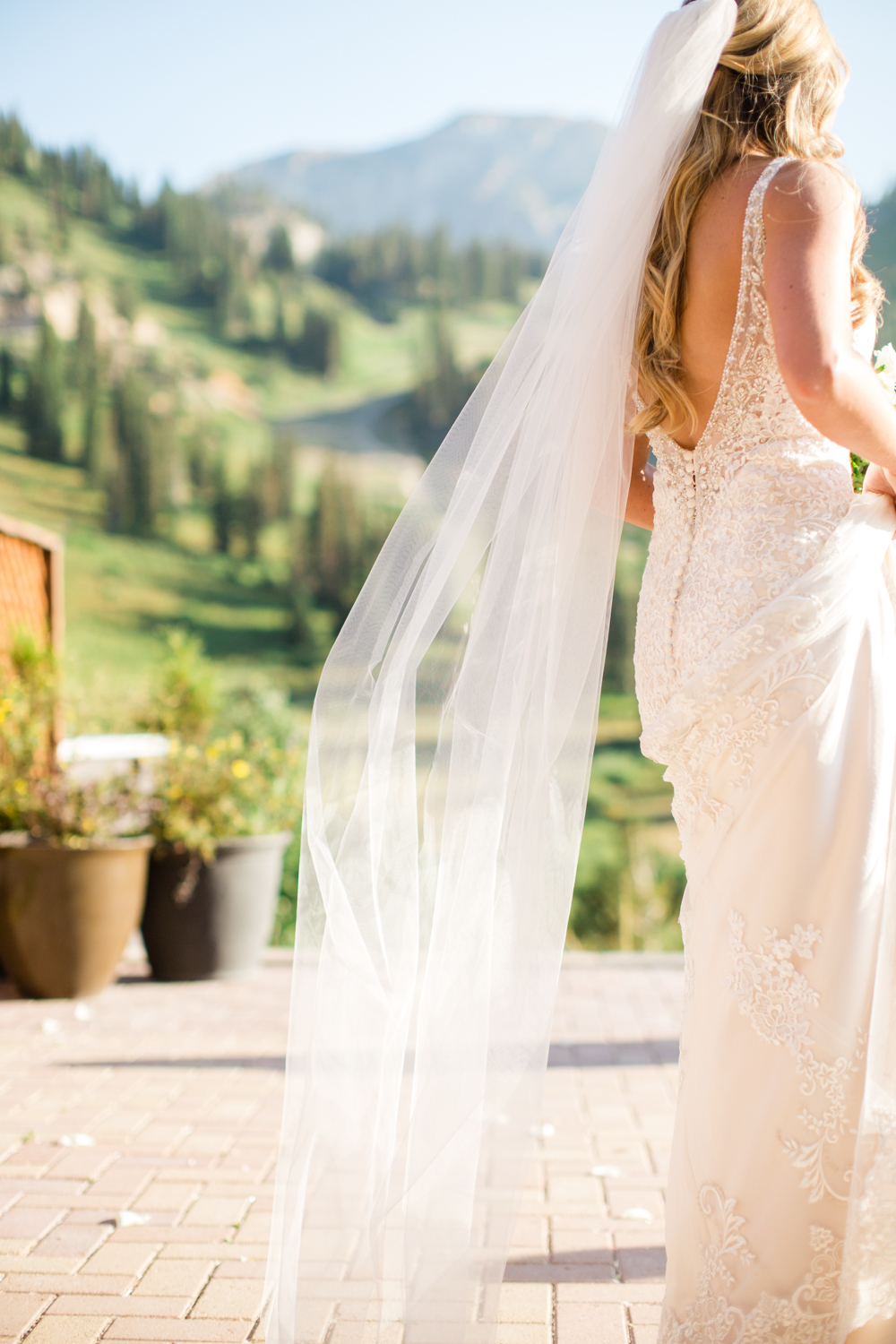 Alta Lodge | Utah Destination Wedding | wedding dress inspiration