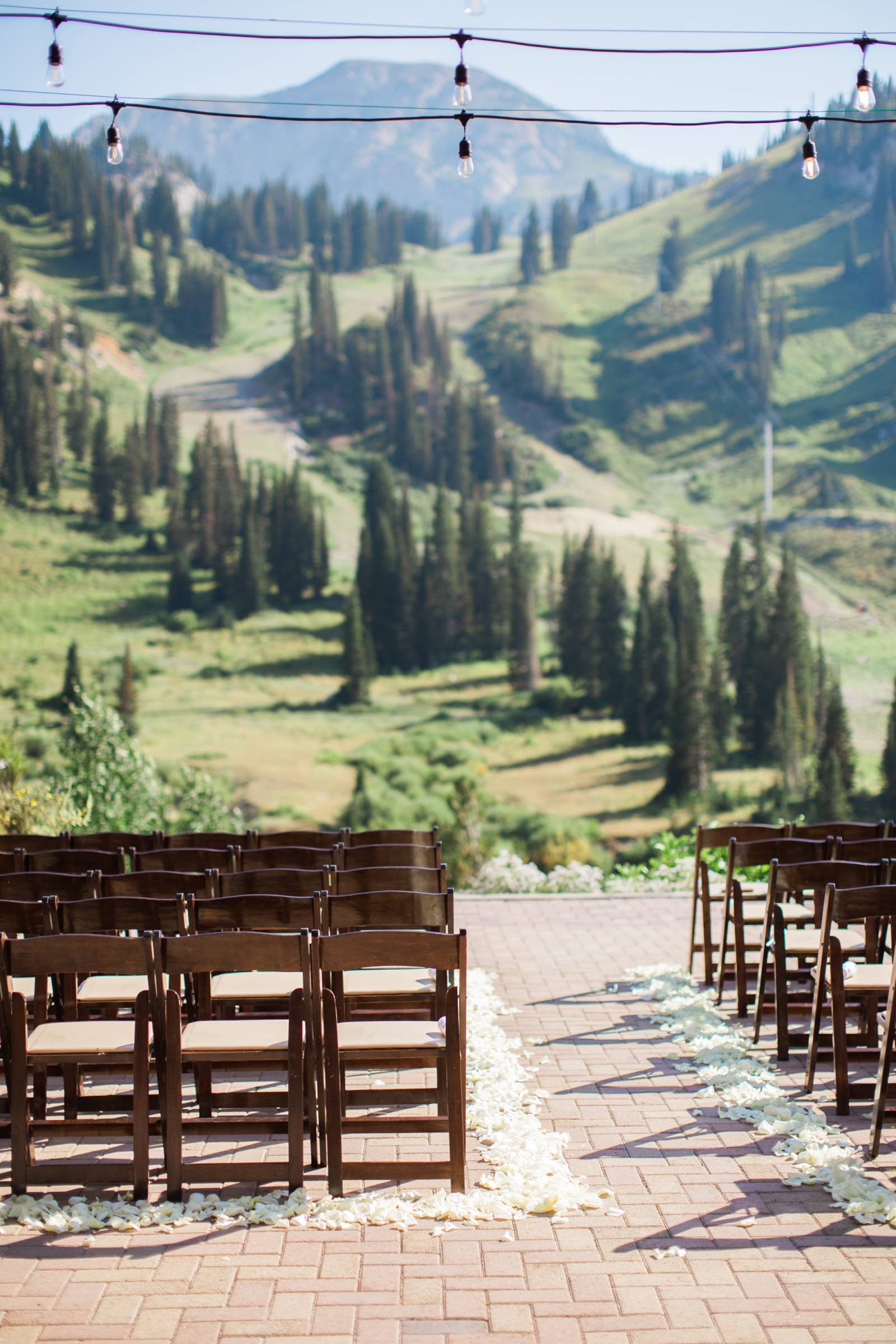 Alta Lodge | Utah Destination Wedding | ceremony