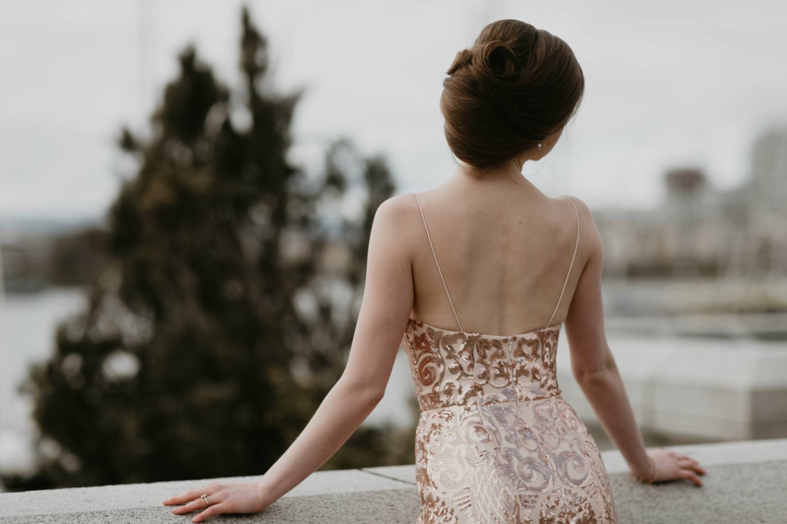 timeless glamour wedding inspiration at the Fairmont Empress styled by Vancouver Island Wedding Plan
