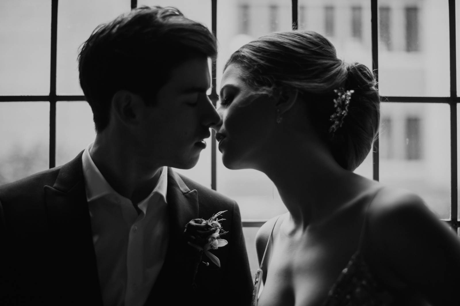 timeless glamour wedding inspiration at the Fairmont Empress styled by Vancouver Island Wedding Plan