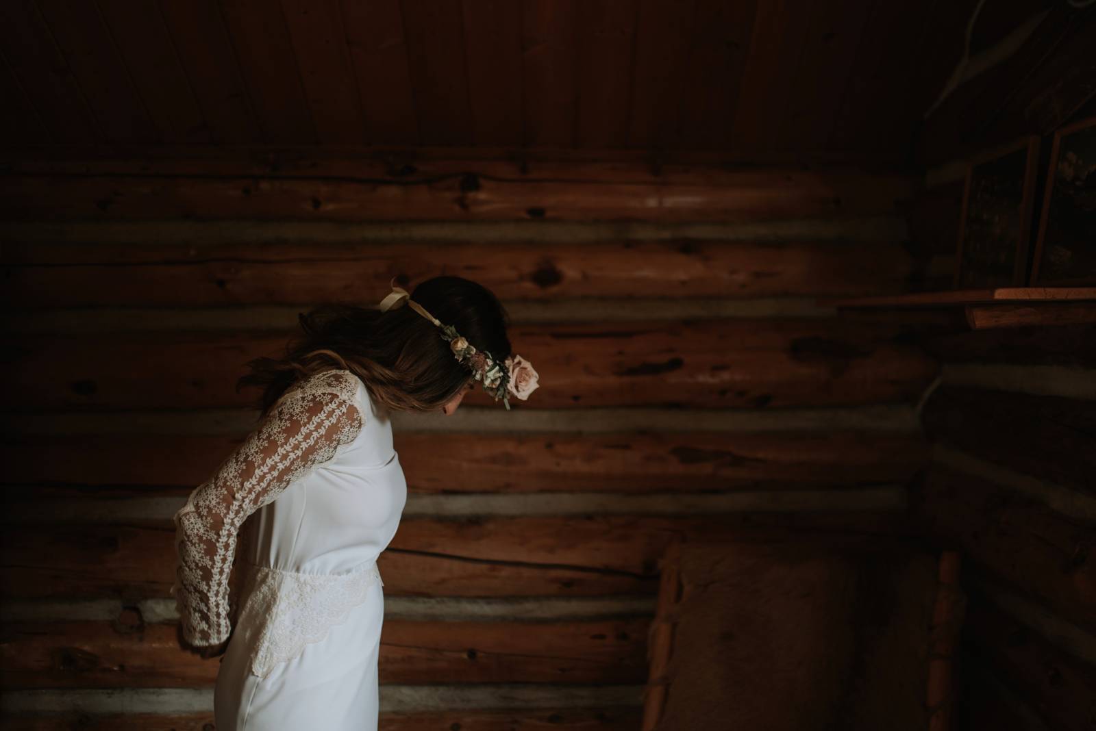 Canmore Alberta elopement inspiration captured by wedding photographers Virginia & Evan Studios