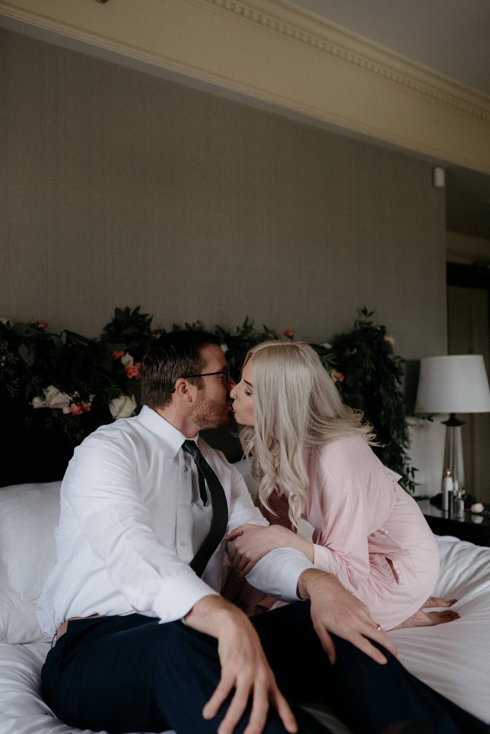 bride and groom | a foggy Banff elopement captured by Canadian wedding photographer Hennygraphy