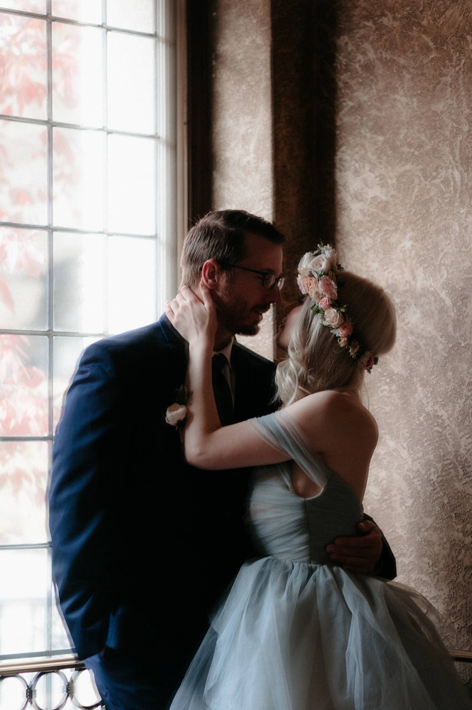 bride and groom | a foggy Banff elopement captured by Canadian wedding photographer Hennygraphy