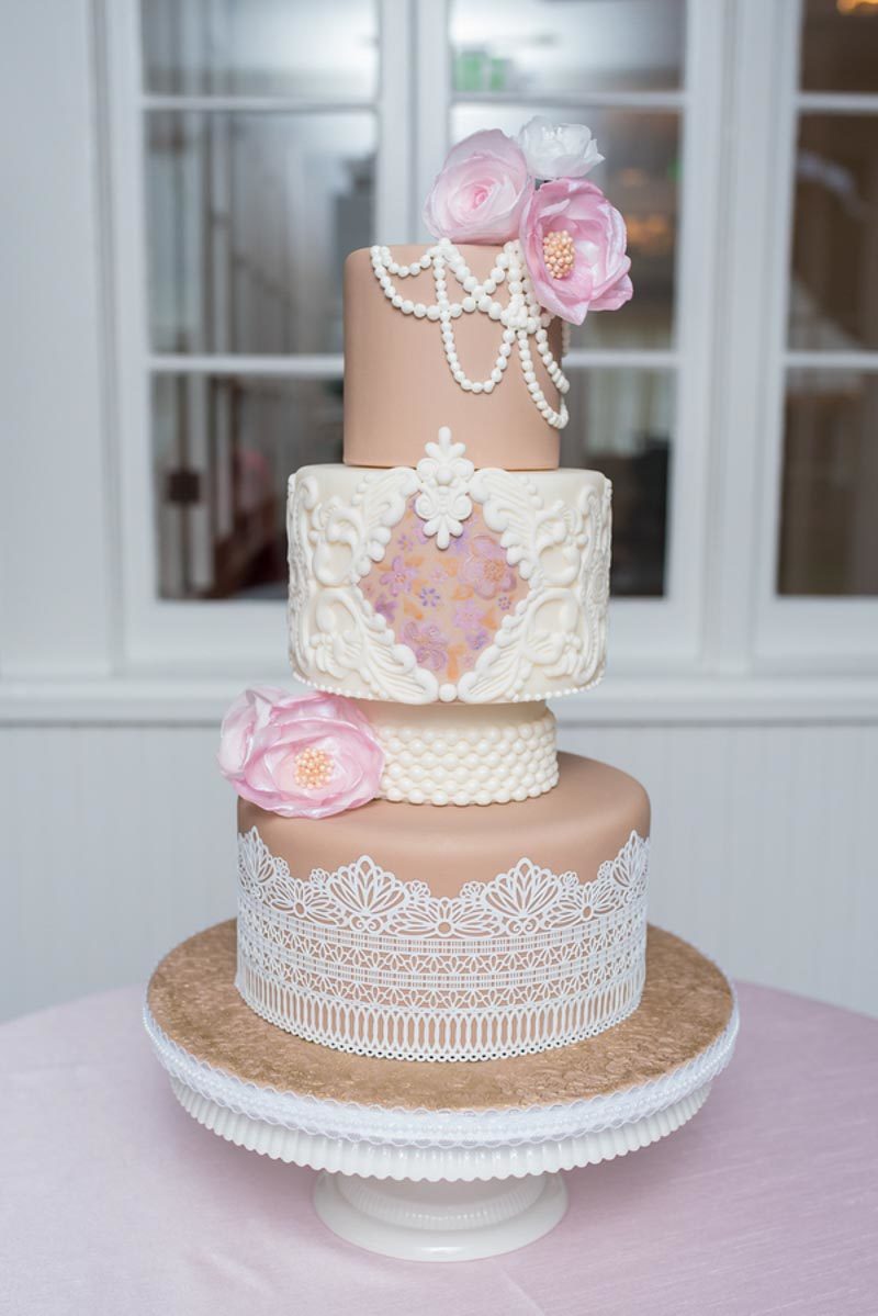 17corner-house-photography-ballet-wedding-inspiration-6