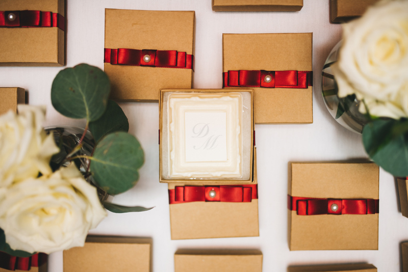 wedding guest favors in brown boxes