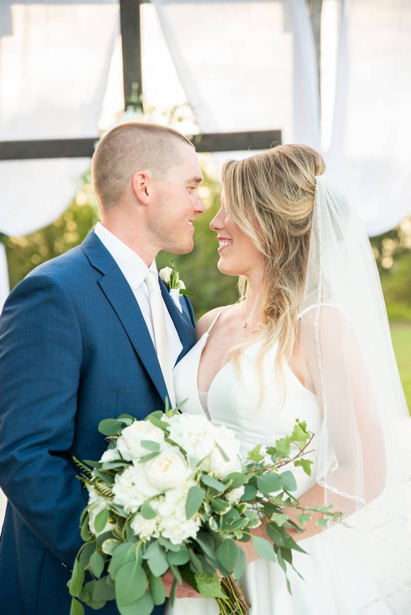 Beautiful Outdoor Simonton Wedding by Half a Rice Studios Simonton