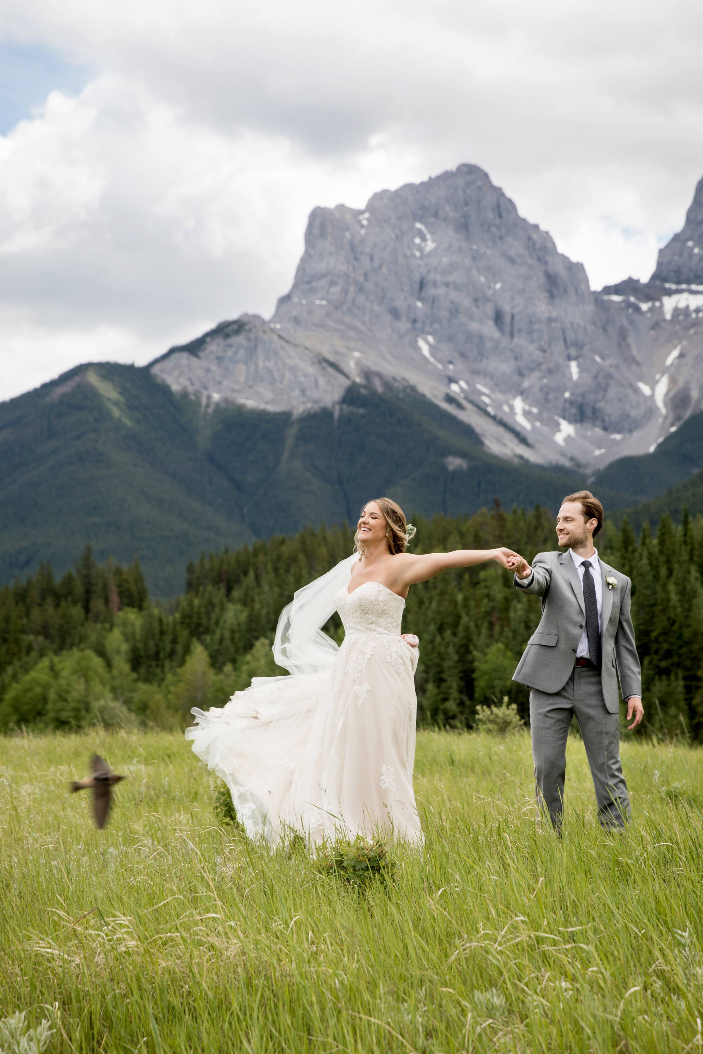 Canmore Wedding and Elopement Photographer, Canmore Micro Wedding, Canmore Intimate Wedding, Bride a