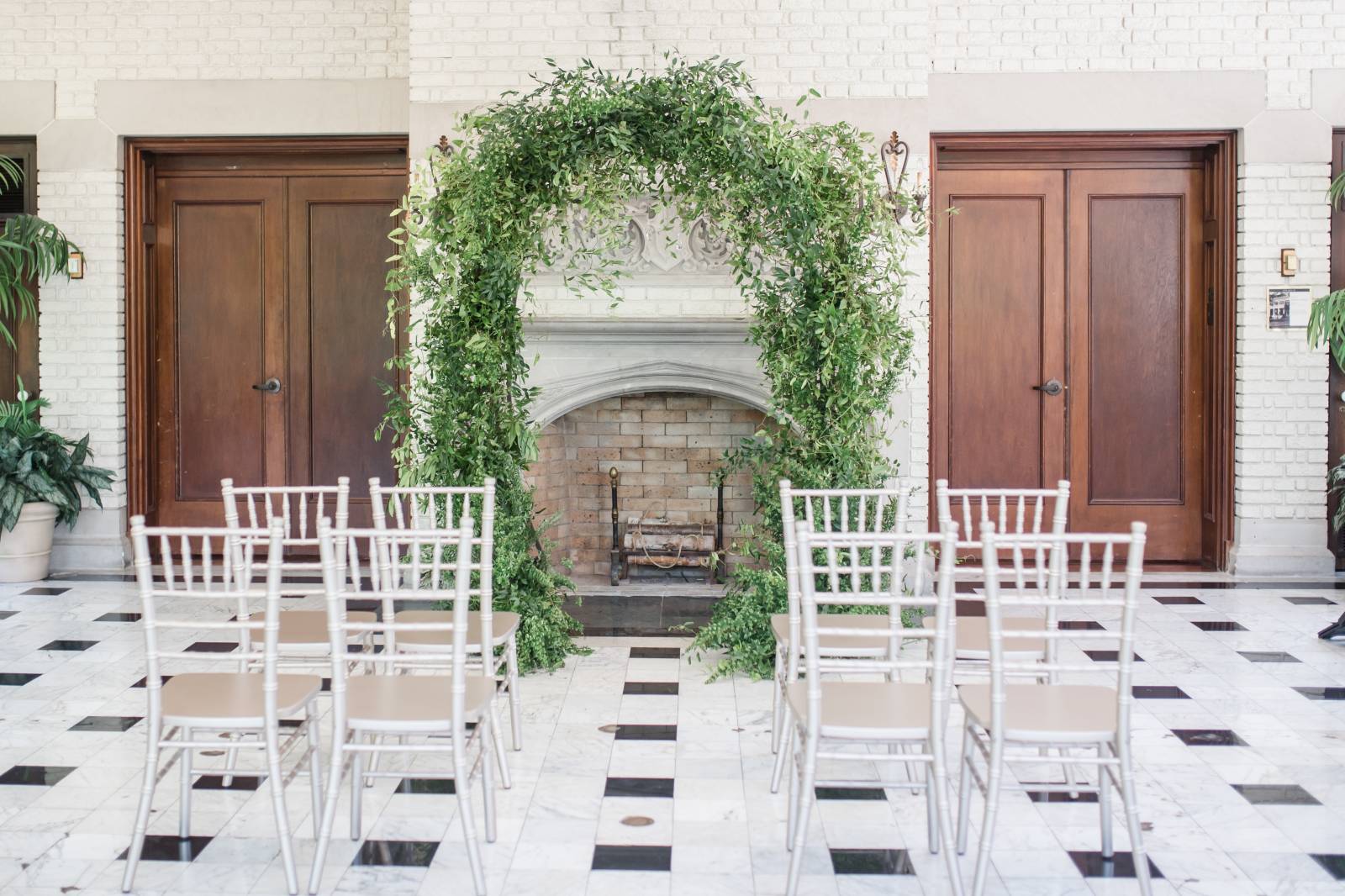 Find wedding officiants in Indiana Weddings in Indiana