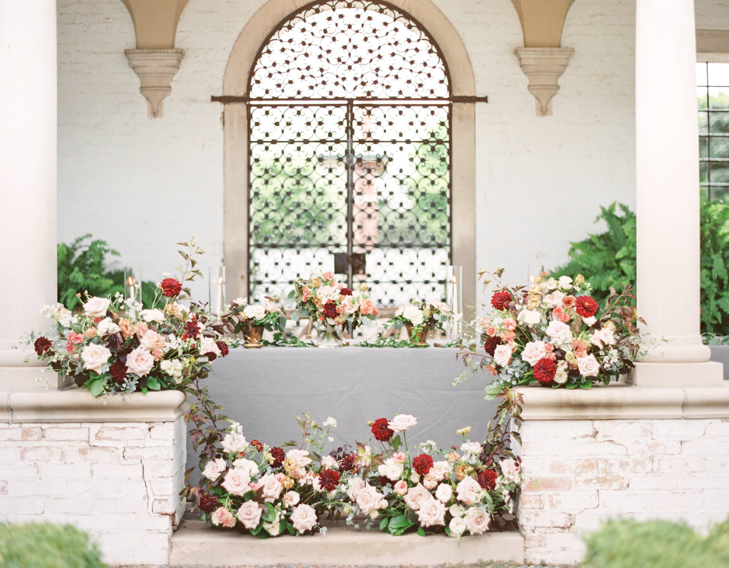 wedding floral installation, ceremony