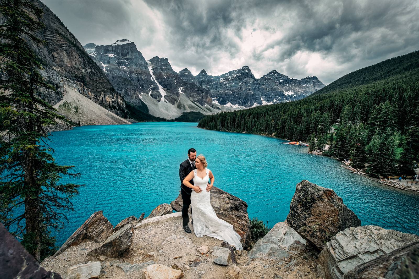 moraine lake wedding