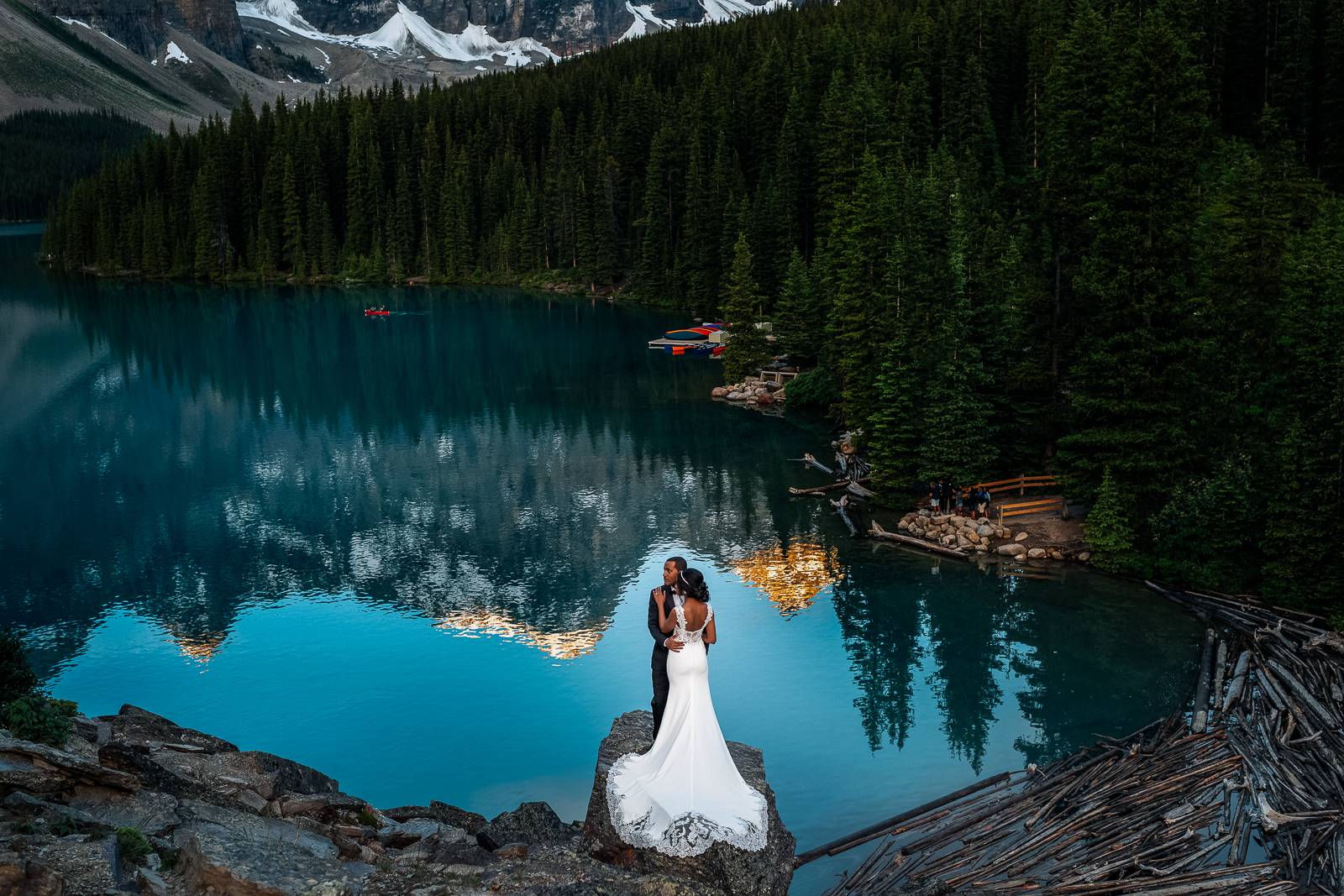 moraine-lake-weddings