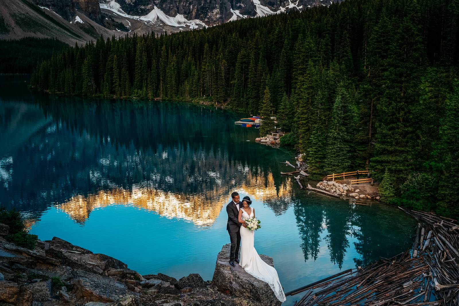 moraine-lake-wedding-photographer