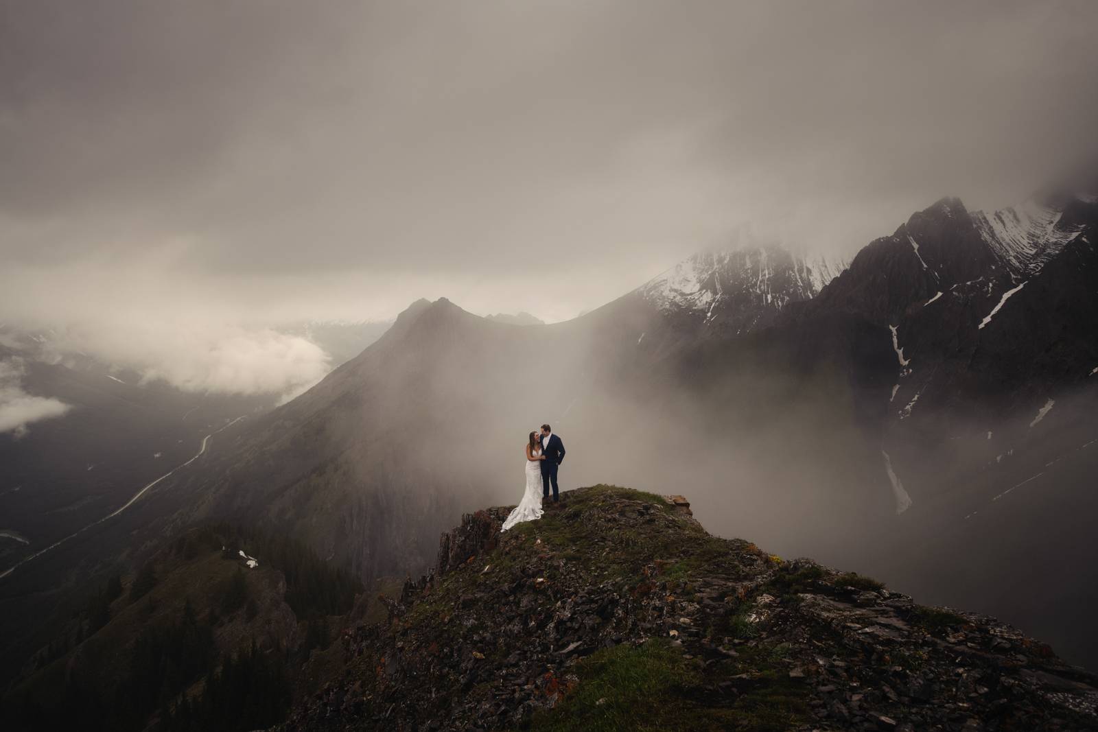 Kananaskis elopement photographers