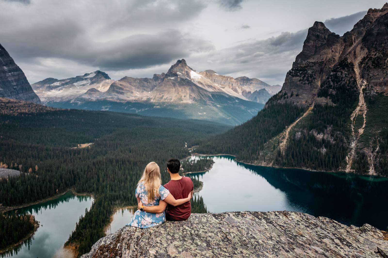 couple looking at the mountain view