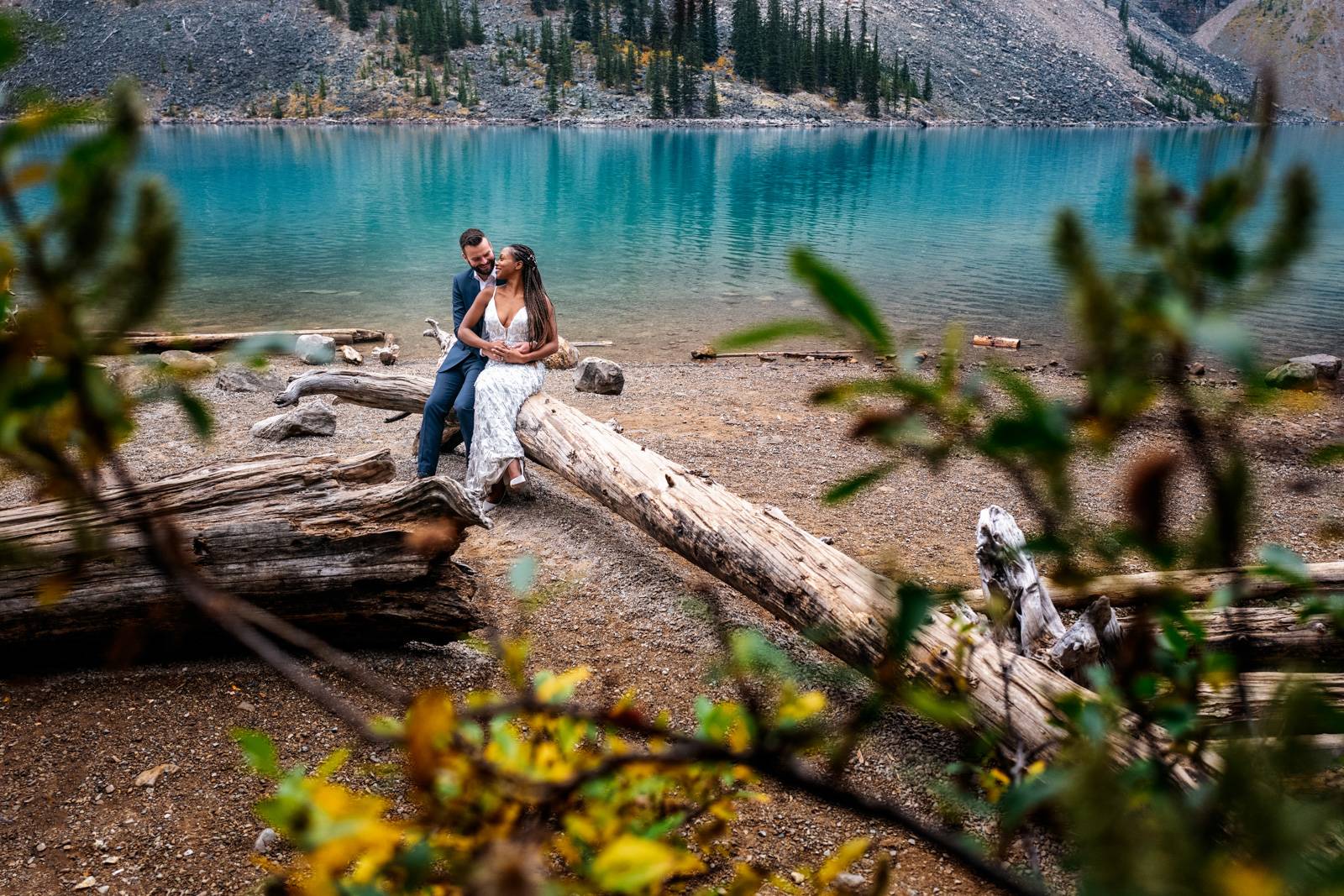 adventure elopement at moraine lake