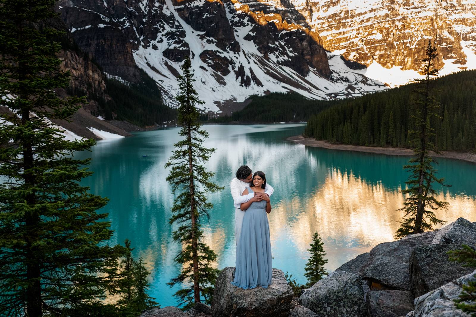 moraine lake engagement photographer