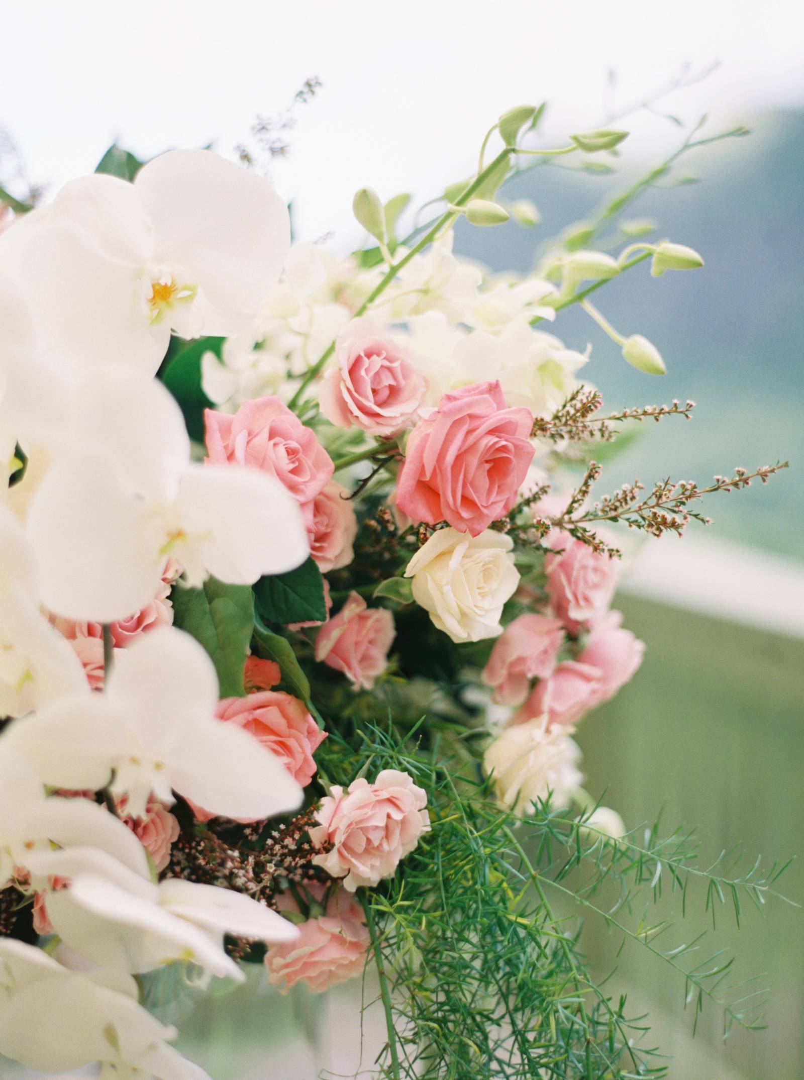 romantic blush and ivory color palette flower arrangement