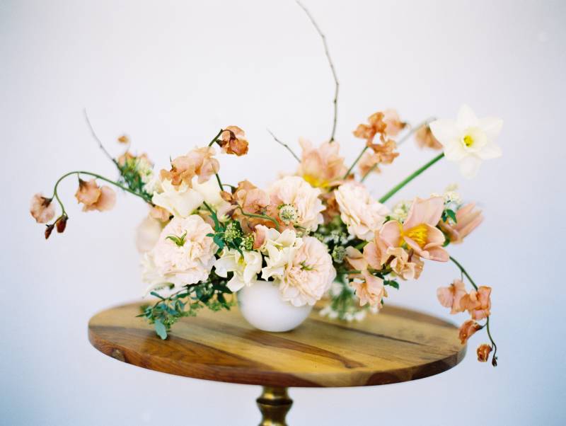 Gorgeous dusty pink and peach floral inspiration