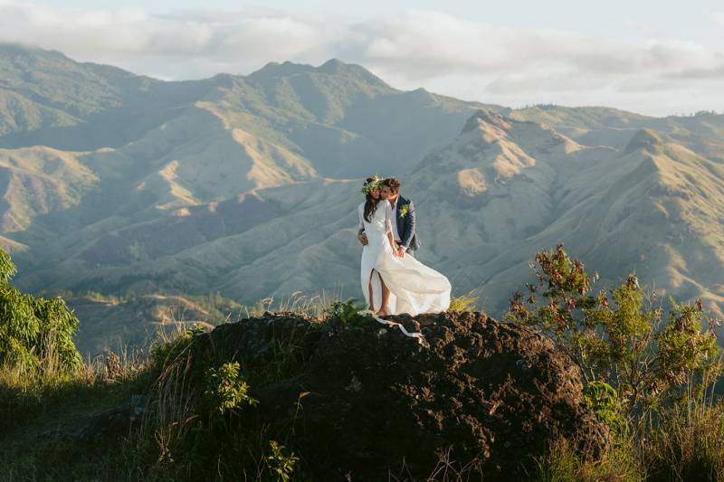 Stunning Destination Elopement in the Fiji Highlands