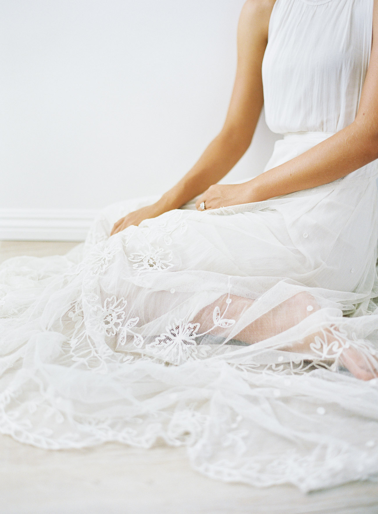 vintage Tamour lace wedding dress