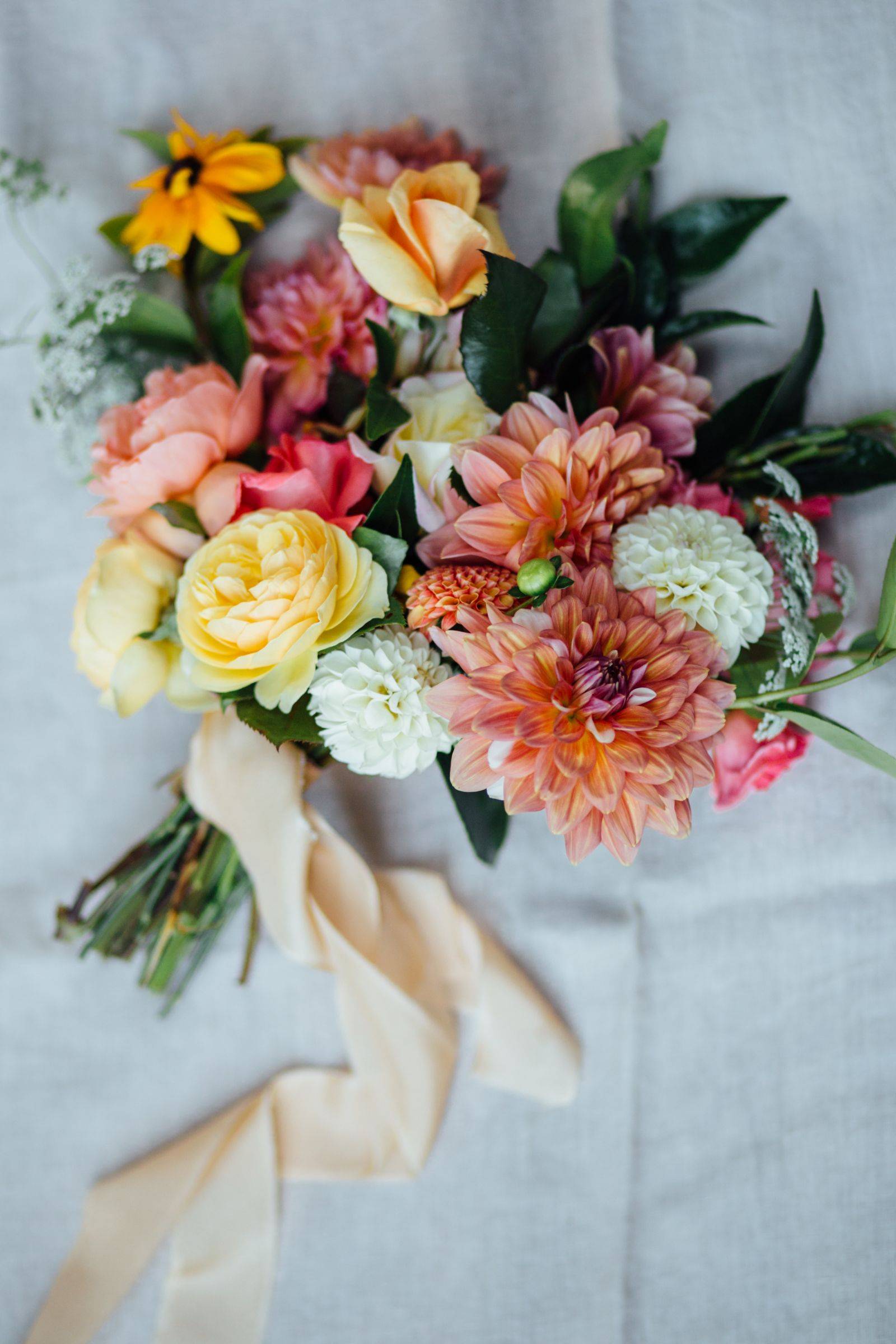 warm bridal bouquet
