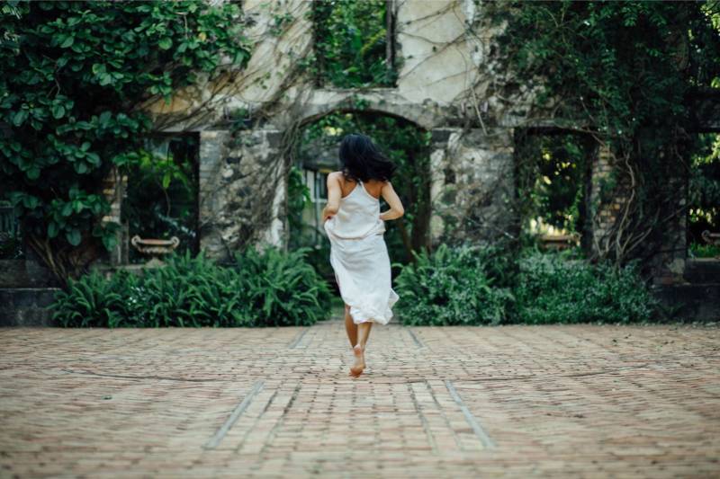 Romantic picnic elopement at the Haiku Mill