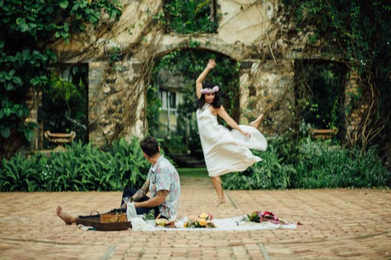 Romantic picnic elopement at the Haiku Mill