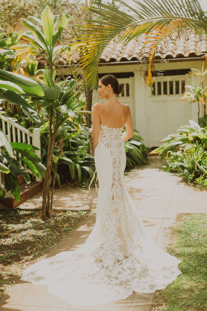 Pacific island wedding outlet dresses