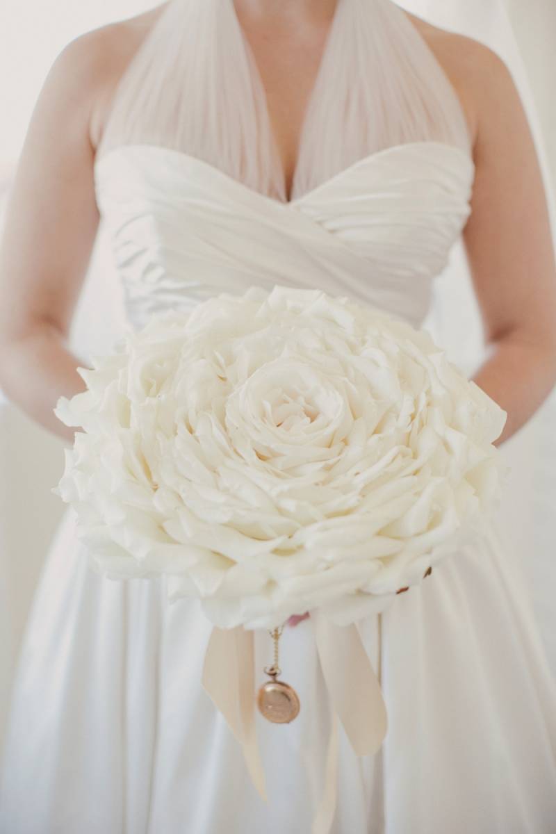 white rose bouquet