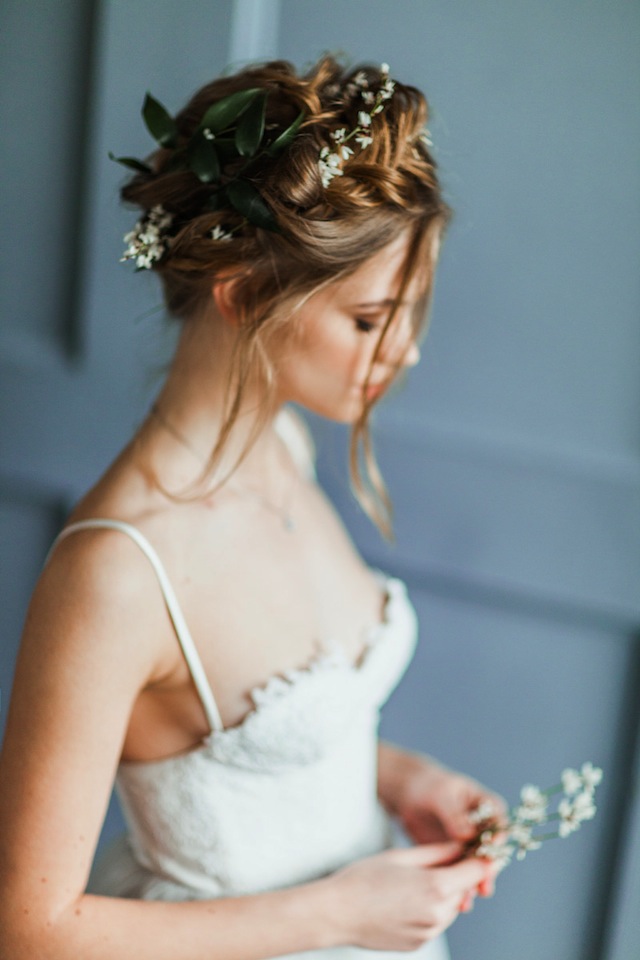 Dark Hair Styles for Wedding Dress