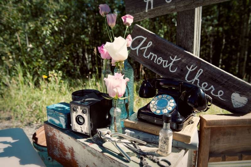 Vintage wedding decor and flowers