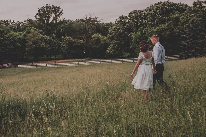 wisconsin farm wedding, wisconsin field , fiedl wedding, outdoors, rustic