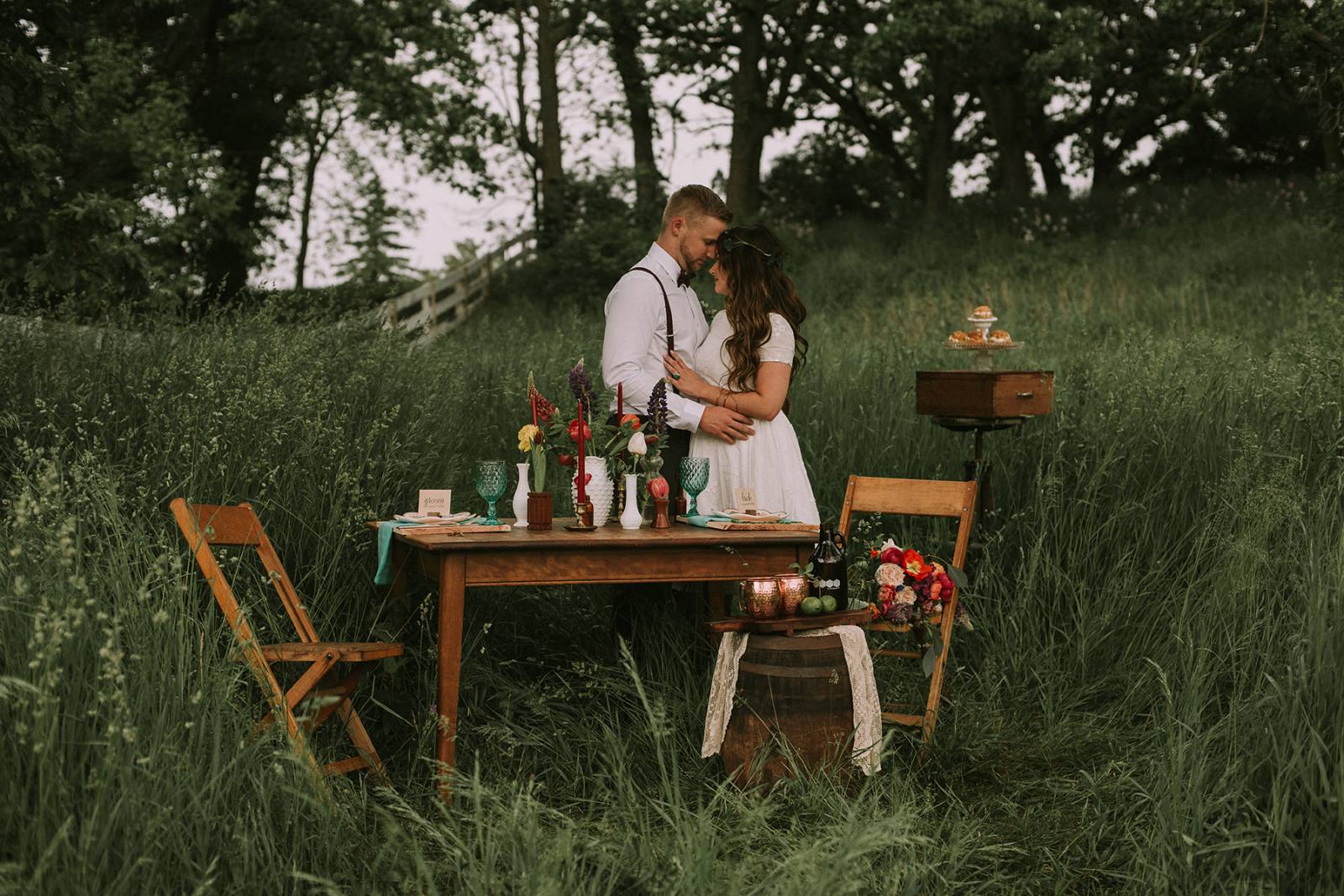 midwest farm wedding, vintage boho wedding, vintage rentals, harvest table, vintage chairs