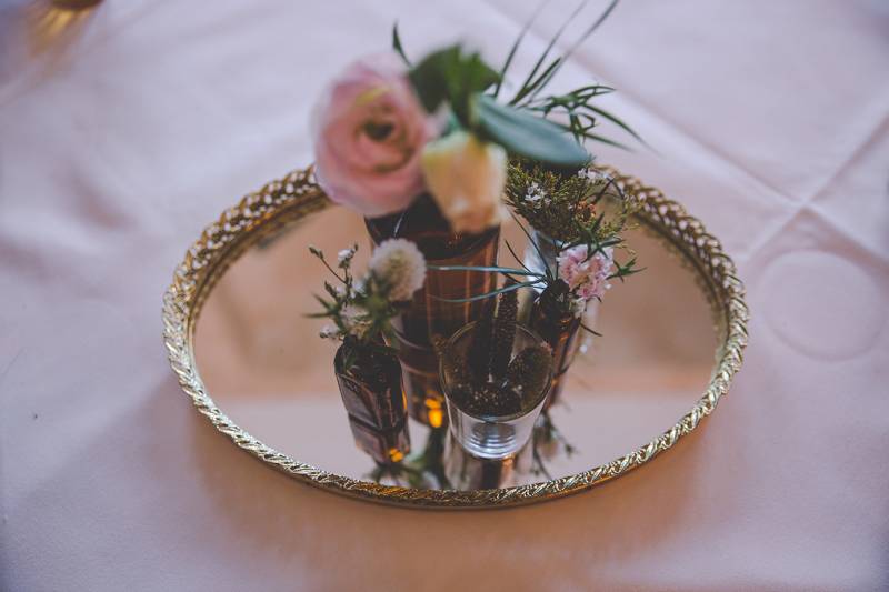 blush centerpieces, vintage gold centerpieces, gold wedding, gold mirrors