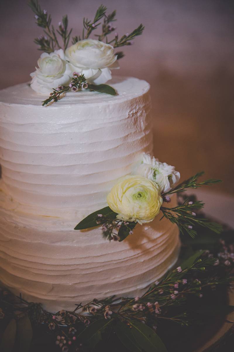 white wedding cake