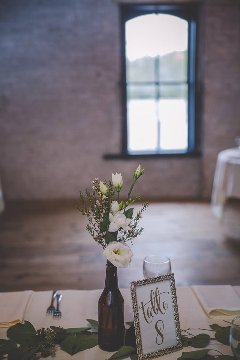 centerpieces, white flowers, white floral