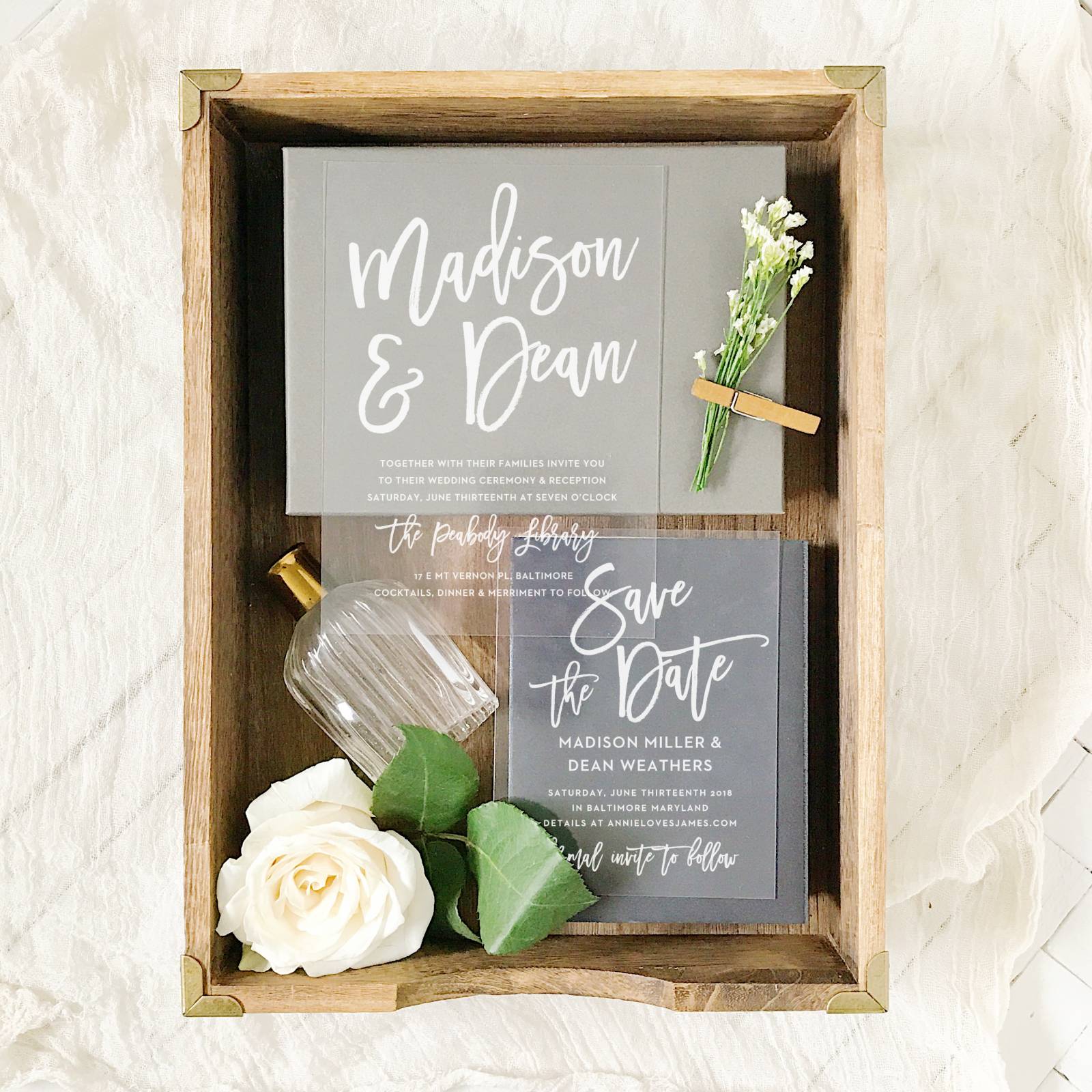 acrylic wedding invitations, plexi glass wedding invitations, white lettering on acrylic, clear wedd