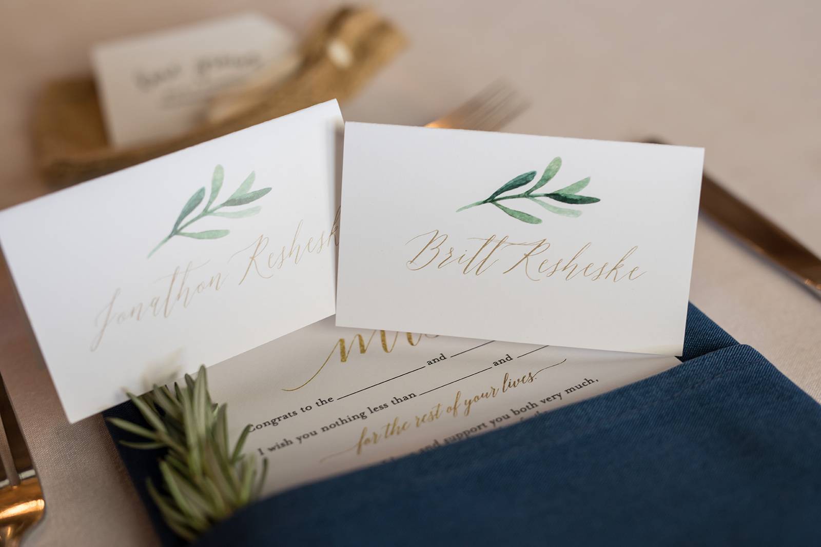 white gold greenery place cards, escort cards