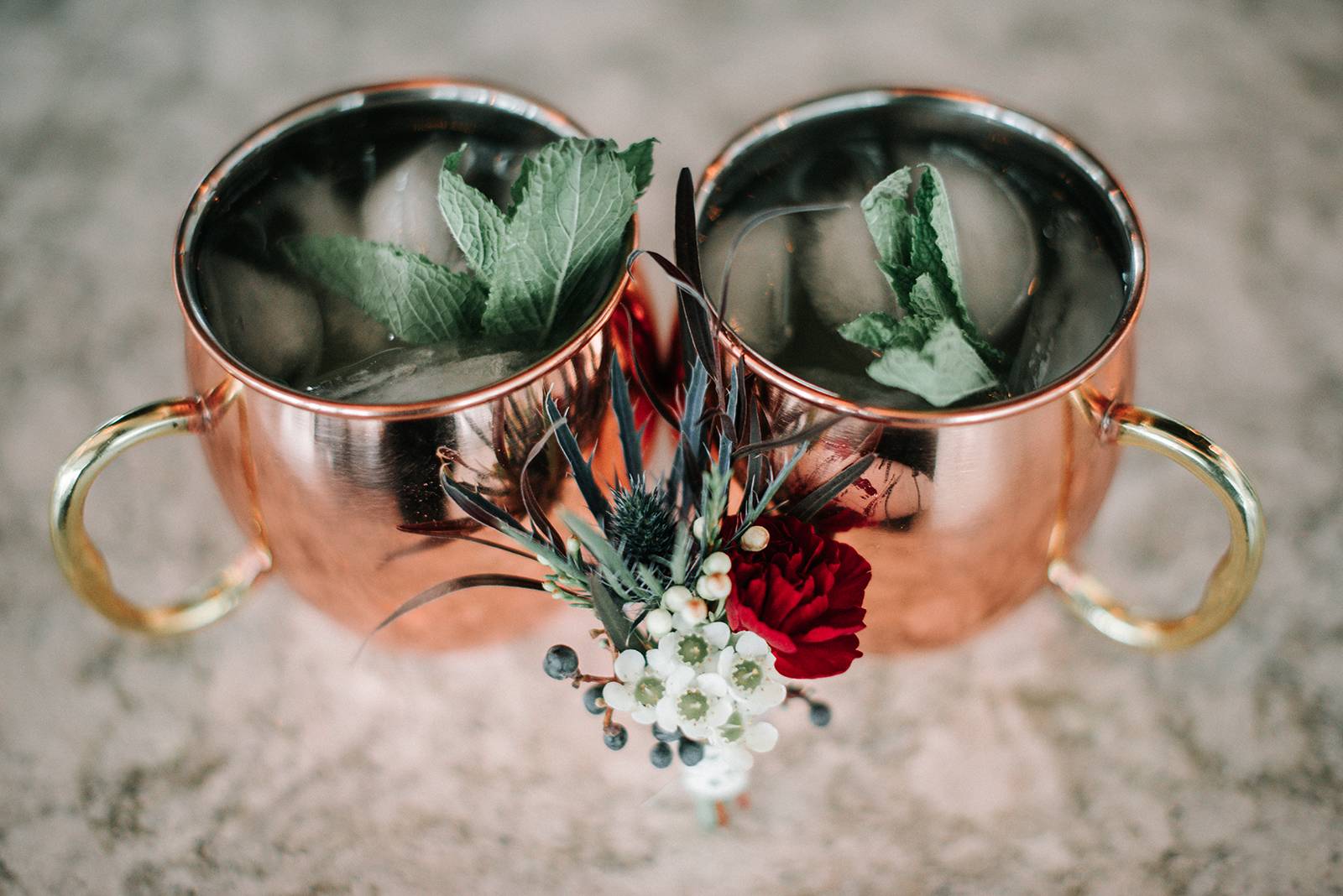moscow mule mugs, copper mugs, wedding signature cocktails, wedding beverages