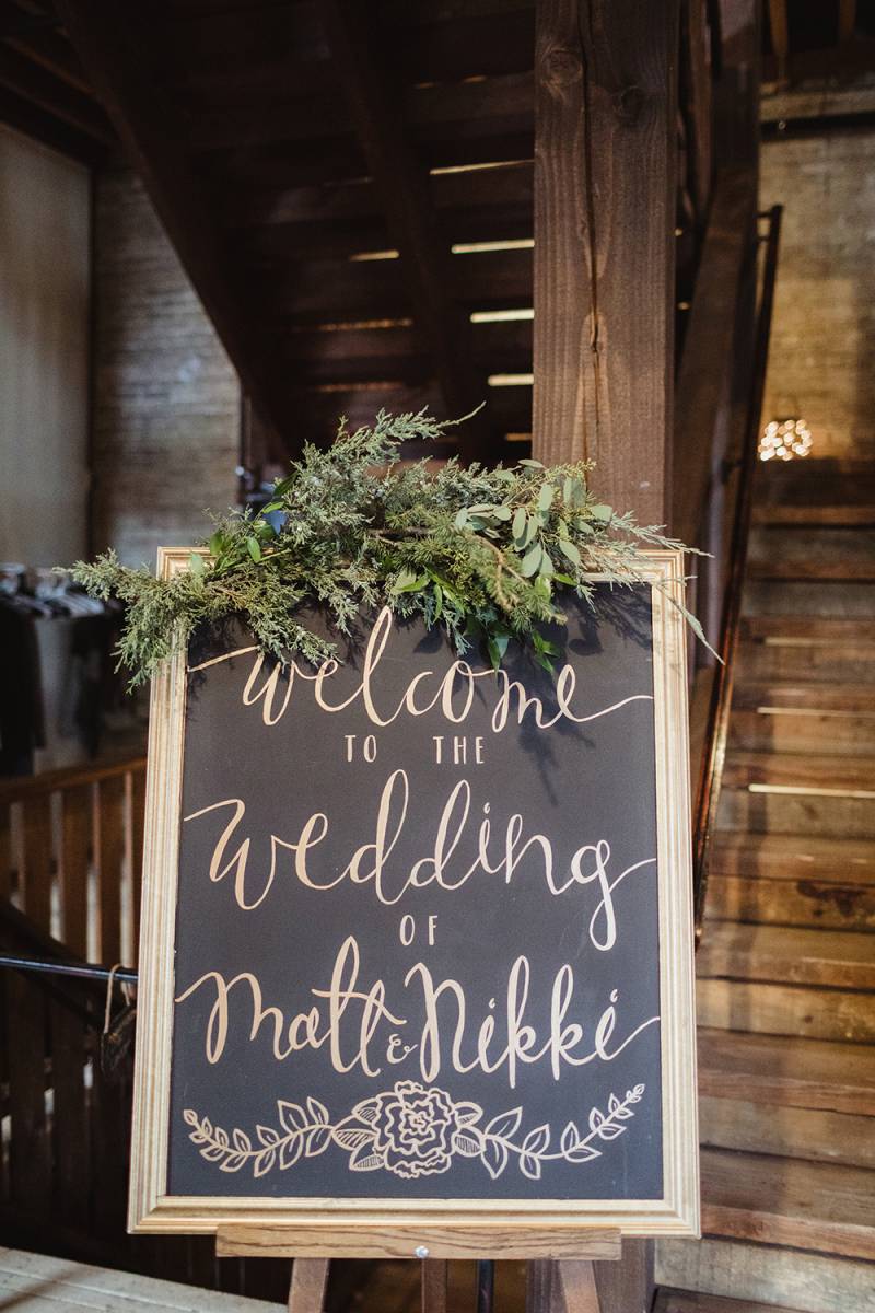 welcome wedding sign, signage, chalkboard sign