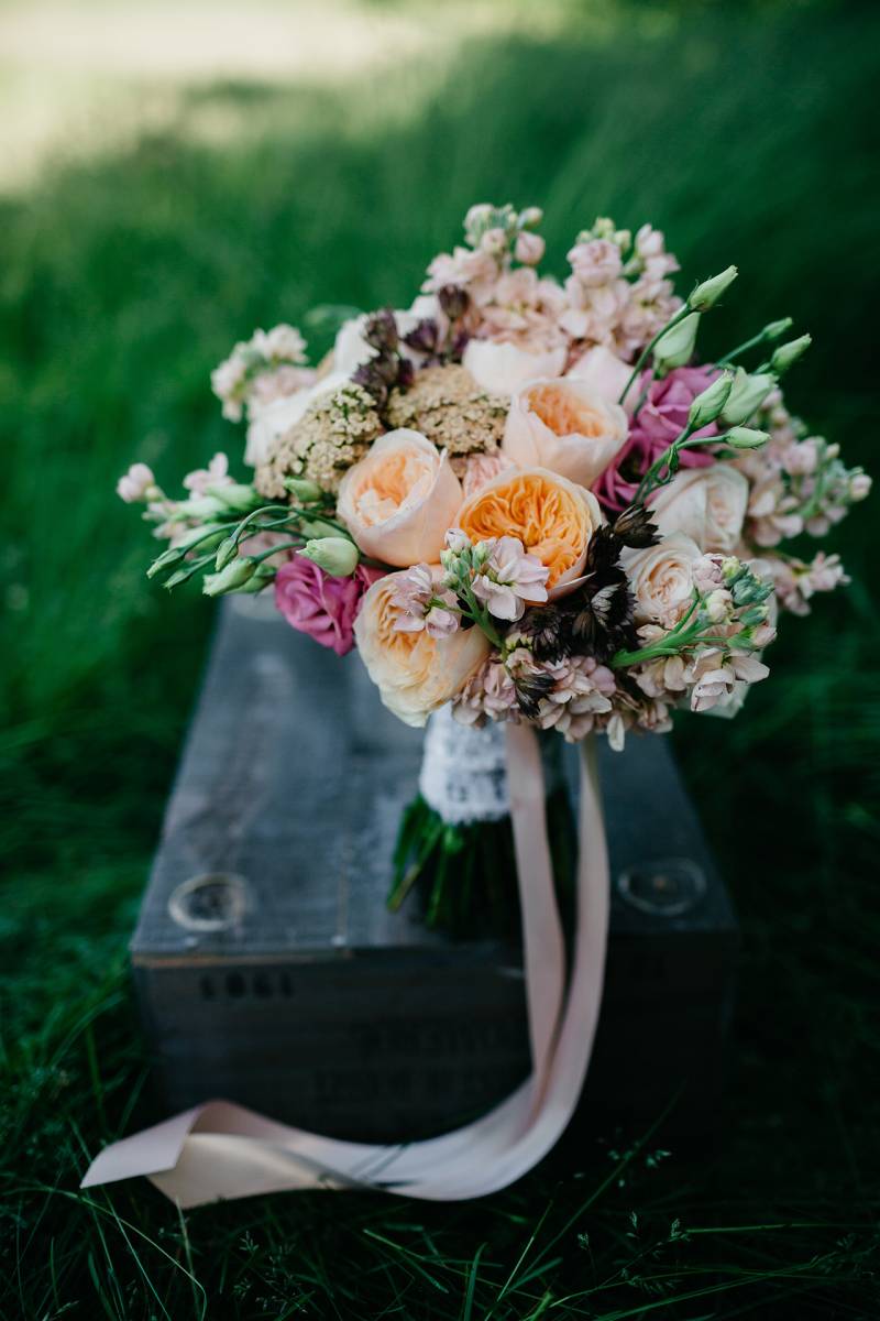 peach blush pink bridal wedding bouquet flowers floral design wisconsin florist oregon florist madis