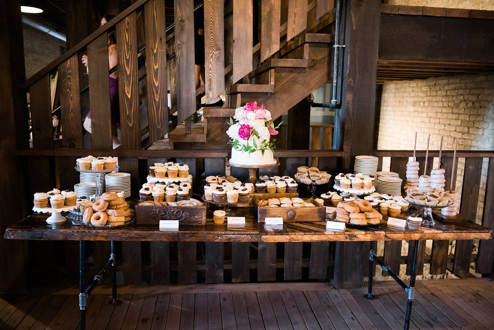 white wedding cake sweets table station bar donut donuts station cupcakes station