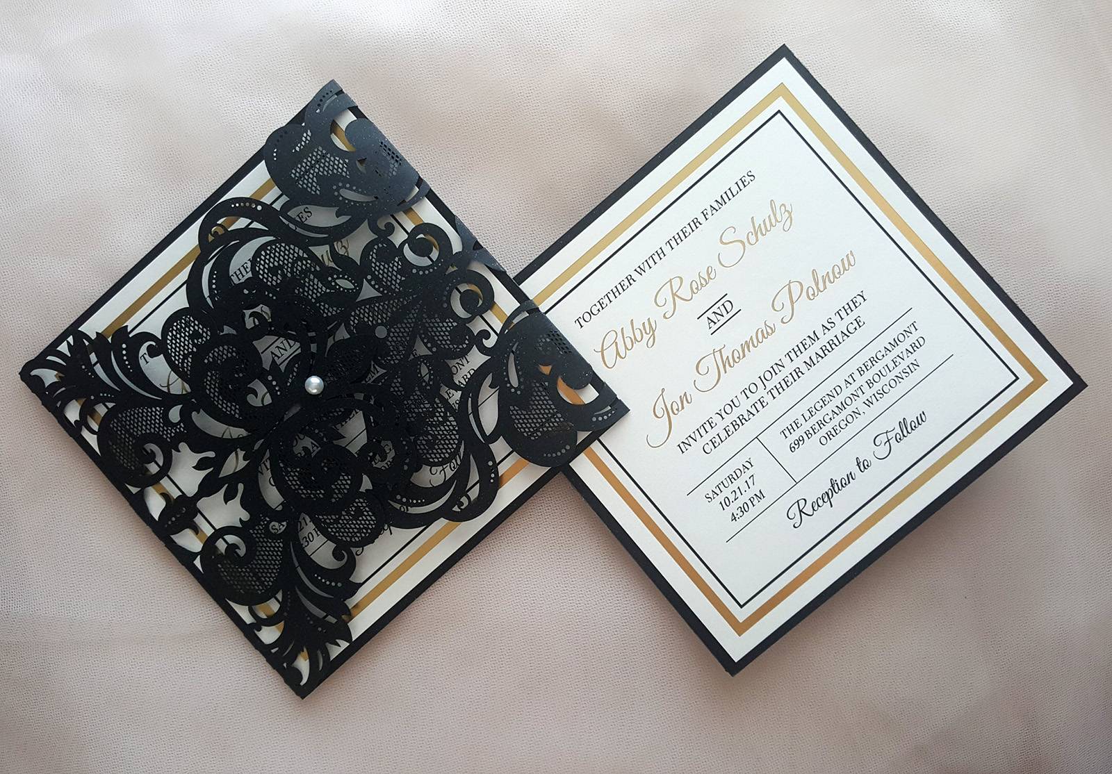 17 Awesome Black and Gold Wedding Centerpieces