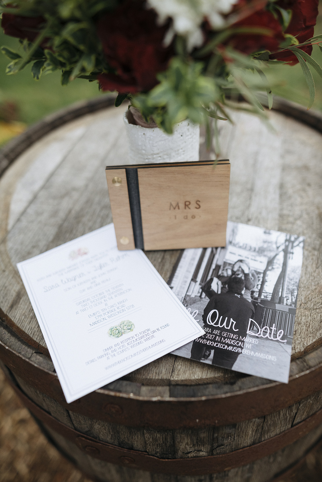 VINTAGE FARM INSPIRED MADISON WEDDING, SARA + TYLER�