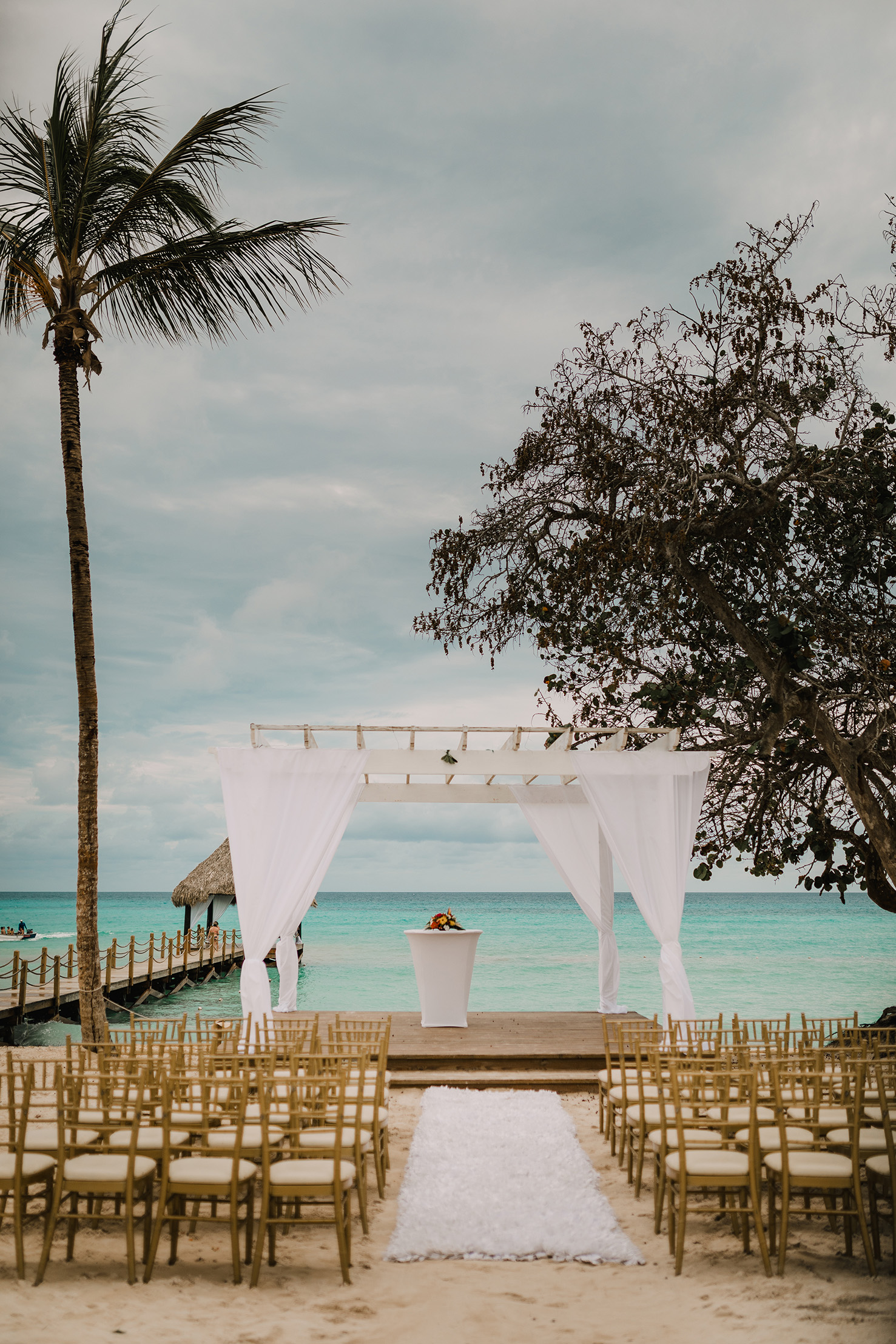 beach wedding ceremony, destination wedding, honeymoon tips, travel