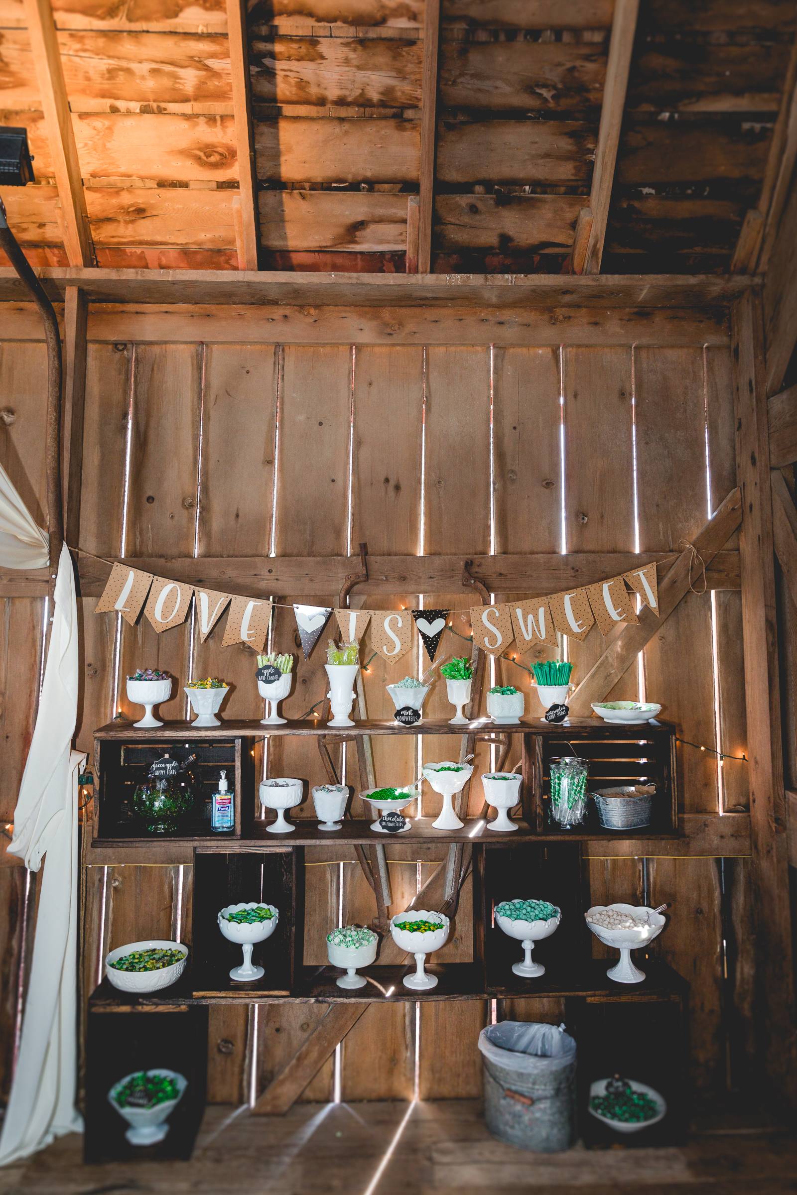 sweets station, dessert station