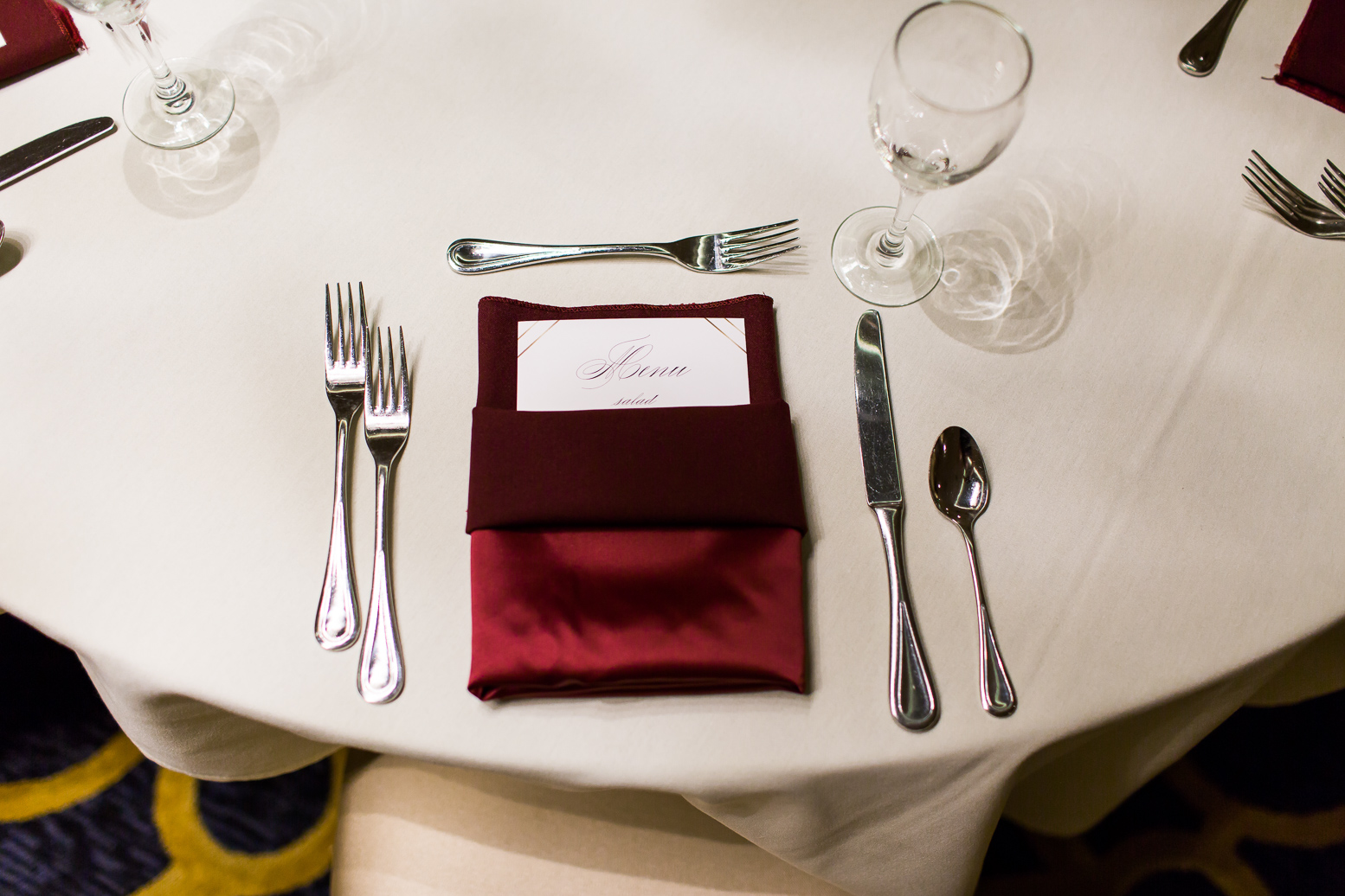 marsala burgundy linen napkins wedding table setting